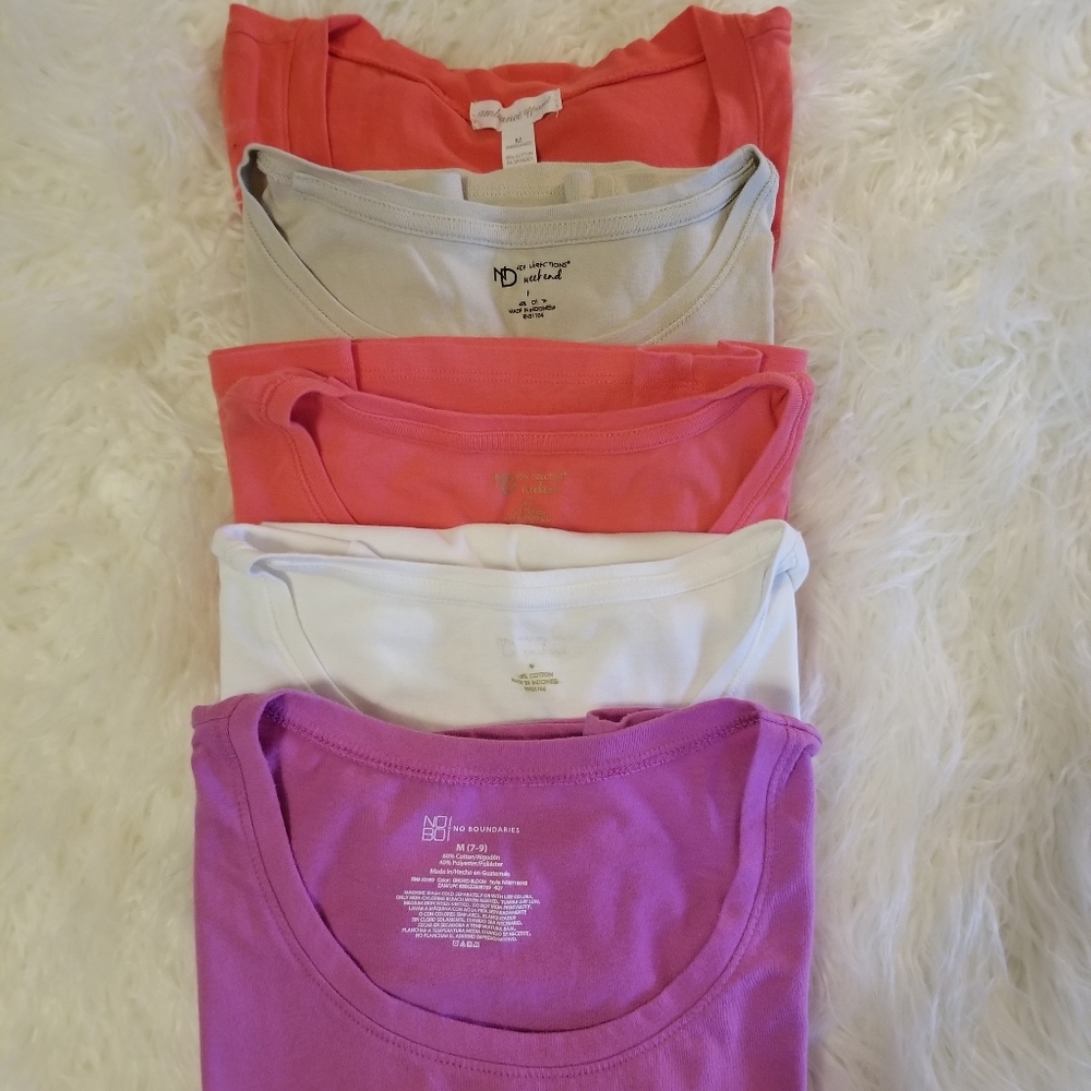 Bundle of 5 women's shirts